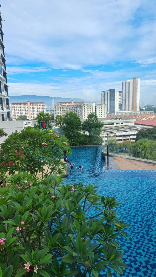 Woodsbury Suites Ikea House Butterworth Penang Екстериор снимка